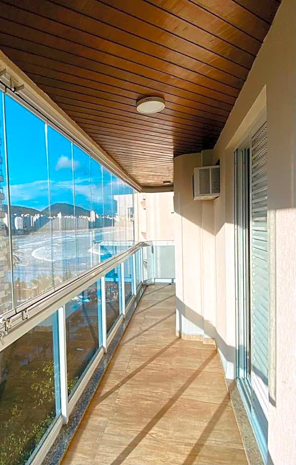 Apartamento no Guarujá com vista para o mar - Praia das Astúrias