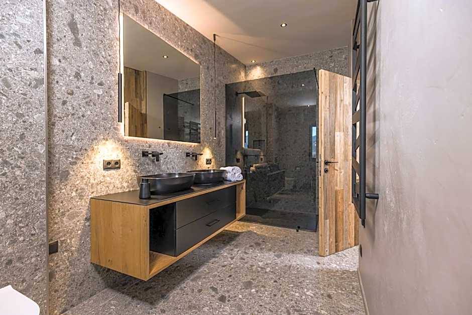 Perfect Lodgings Panorama