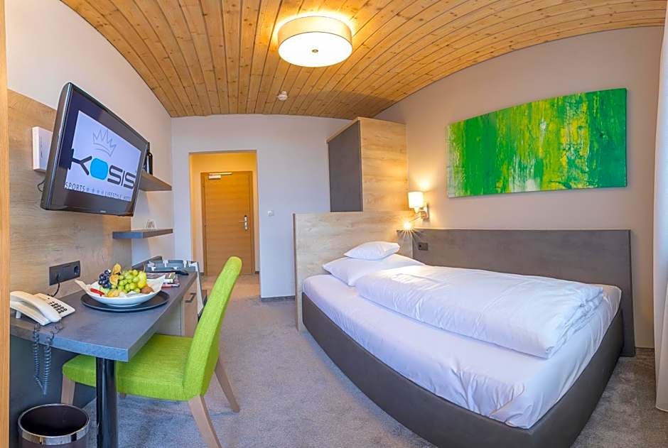 KOSIS Sports Lifestyle Hotel