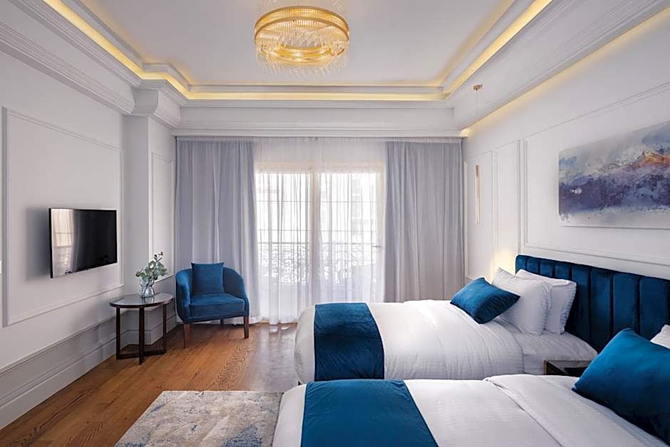 Maran Residence