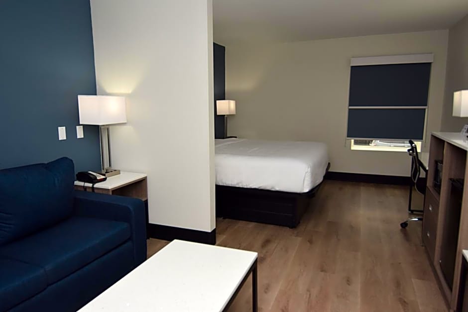 Baymont by Wyndham Batavia - Darien Lake