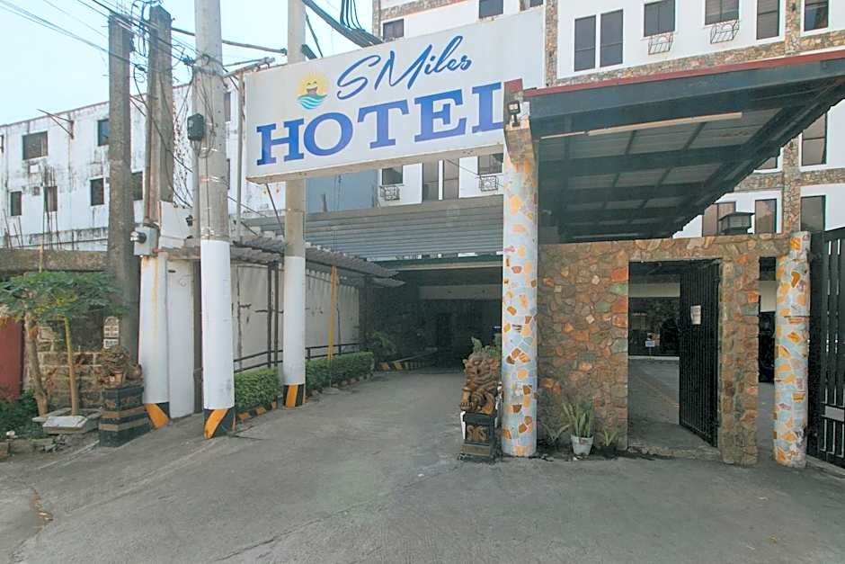 RedDoorz @ Sun Miles Hotel