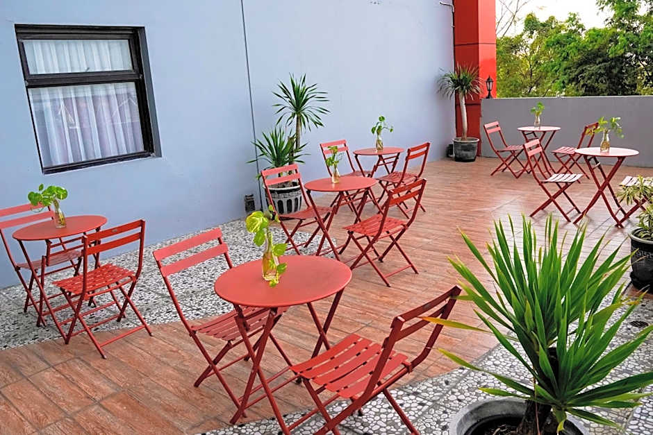 Brothers Inn Solo Baru