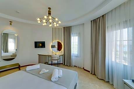 Junior Suite with Sea View