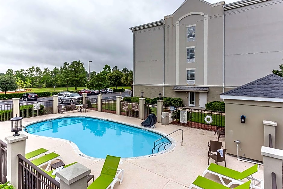 Comfort Suites Myrtle Beach Central