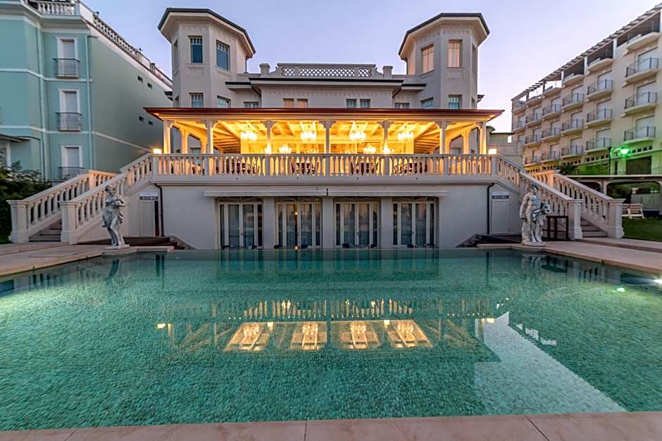 Hotel Carducci 76