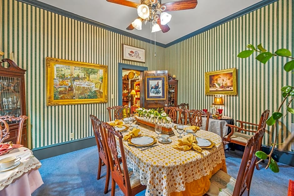 Goodbread House Bed and Breakfast