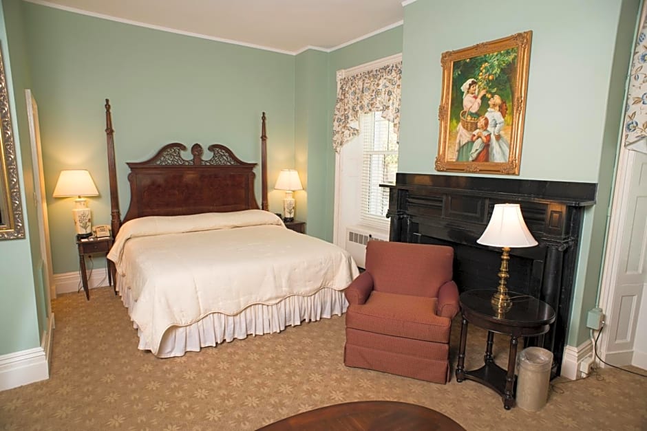 Middlebury Inn