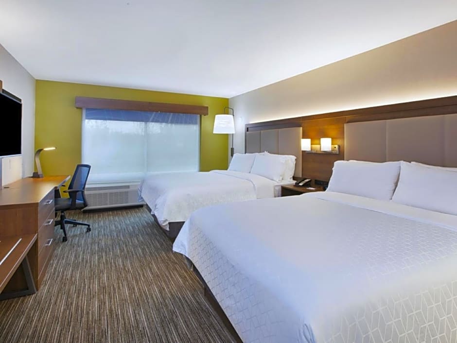 HOLIDAY INN EXPRESS AND SUITES BRIGHTON