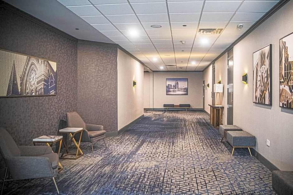 Delta Hotels by Marriott Cincinnati Sharonville