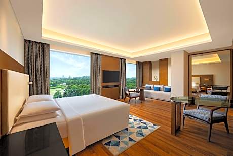 Premium Room, 1 King Bed