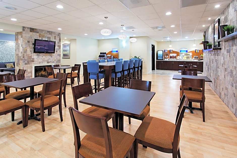 Holiday Inn Express Benicia By IHG