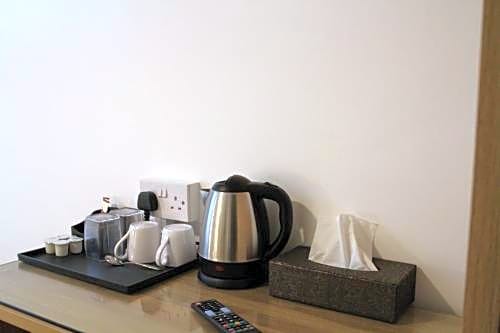 OYO Greenleafe Hotel