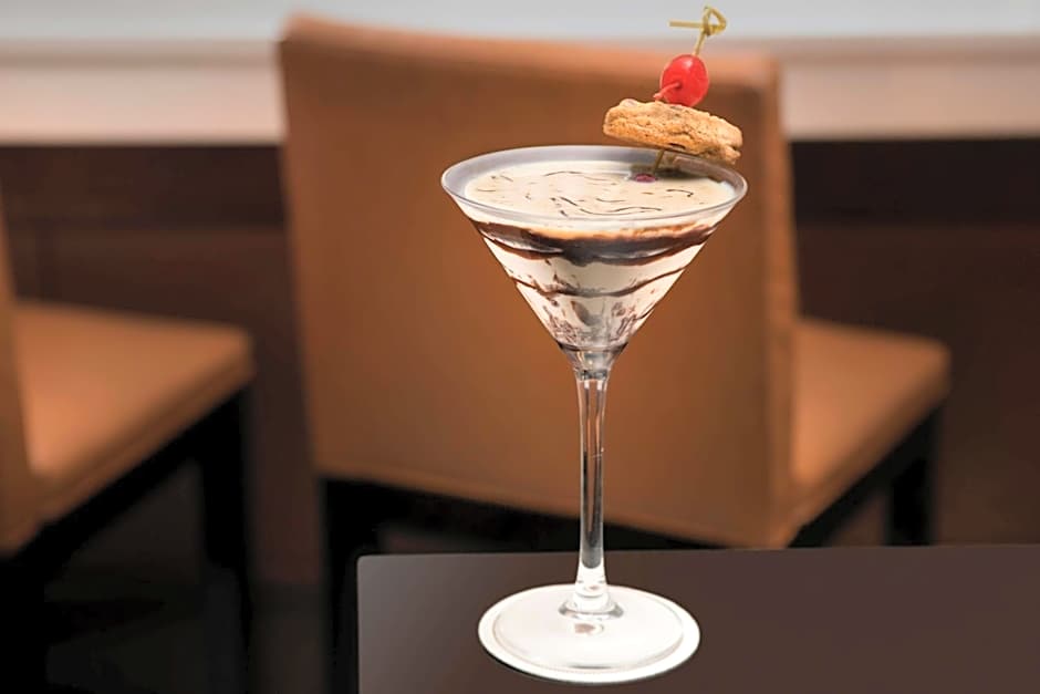 DoubleTree By Hilton Hotel Dulles Airport-Sterling