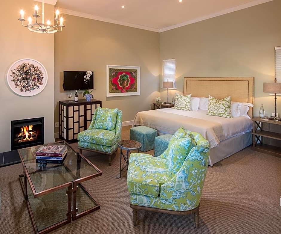 Photo 1 of 4 of Auberge Room