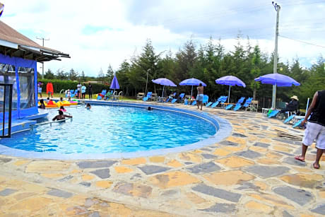 Lalanasi Lodge & Tented Camp