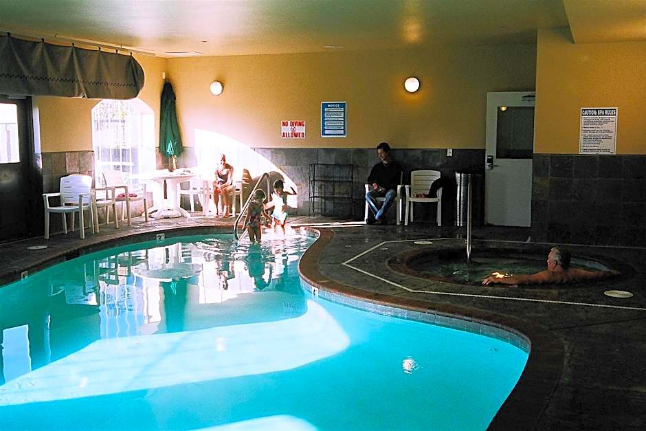RIVERTIDE SUITES