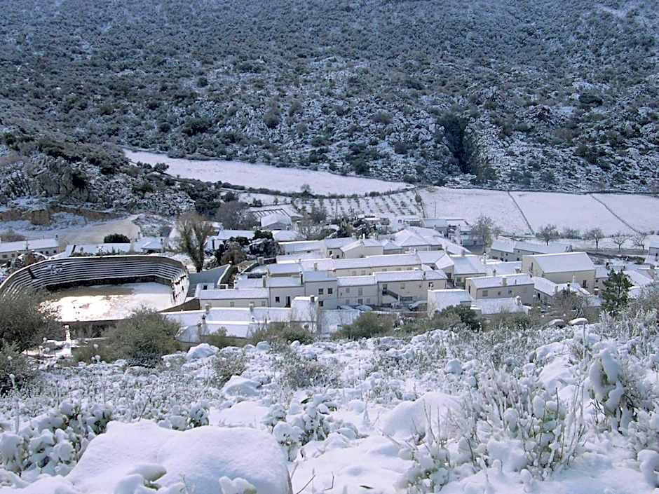 Tugasa Hotel y Apartamentos rurales La Posada