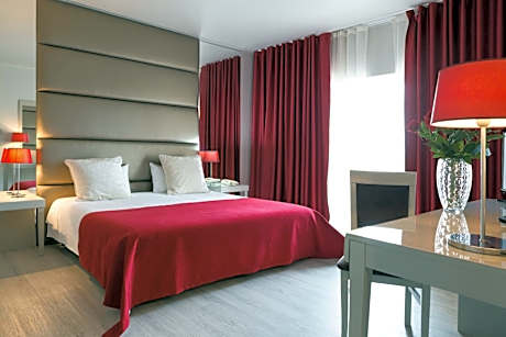 Superior Double Room with Balcony