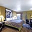 Super 8 by Wyndham Nixa/Springfield Area