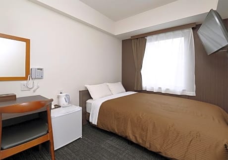 Single Room - Non-Smoking