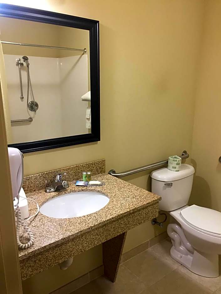 Cobblestone Inn & Suites - Bloomfield