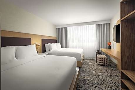 One-Bedroom Suite - Mobility Access/Bath Tub