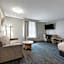 Days Inn by Wyndham Thunder Bay North