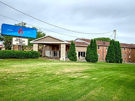 Motel 6 Rockford, Il