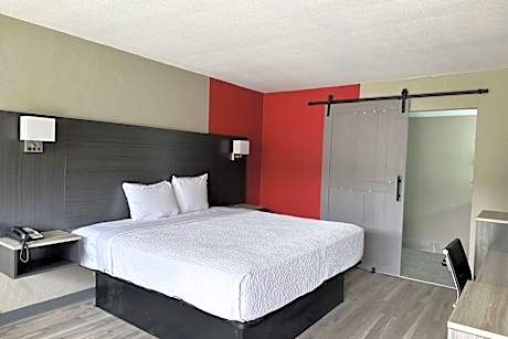 Ramada by Wyndham Cocoa