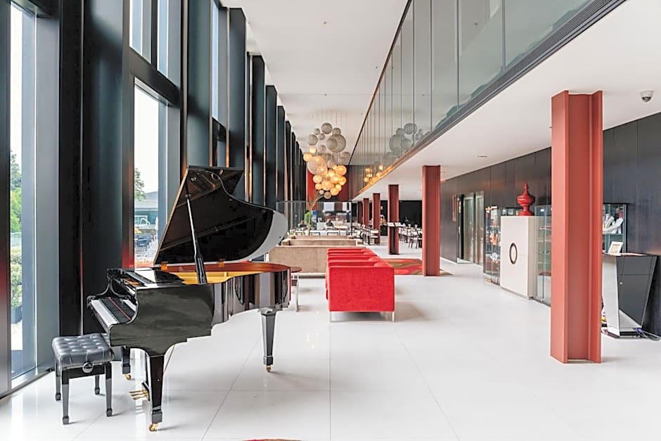 Axis Viana Business & SPA Hotel