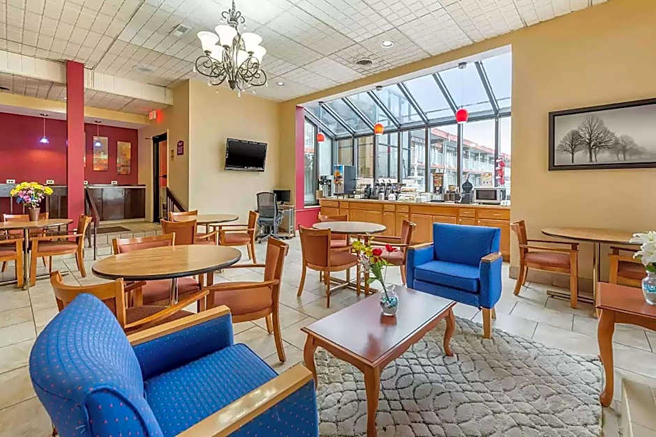 Days Inn by Wyndham Perrysburg/Toledo