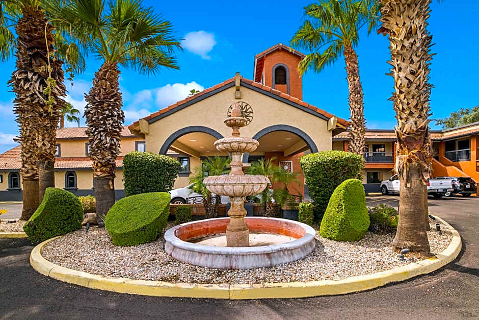 Quality Inn & Suites Goodyear - Phoenix West