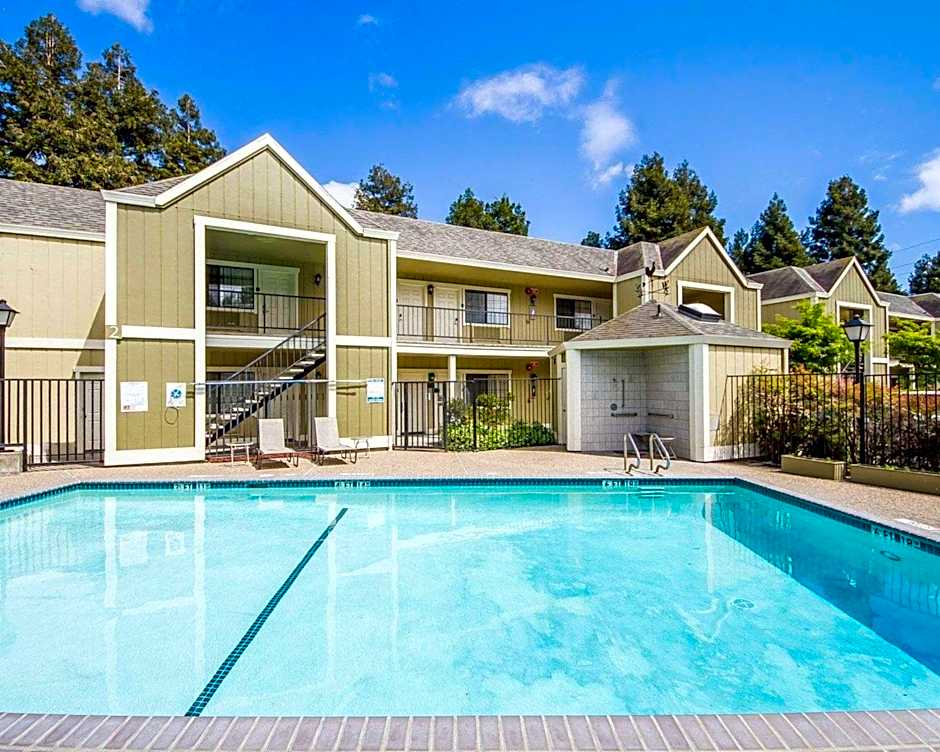 Quality Inn Petaluma - Sonoma