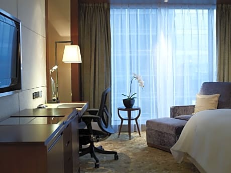 Room, 2 Double Beds, City View