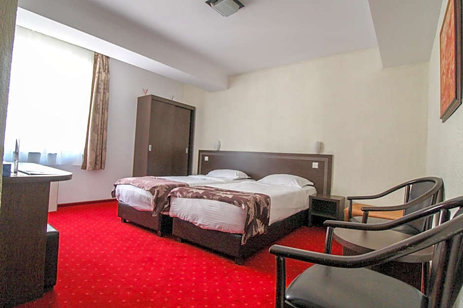 Hotel Razvan