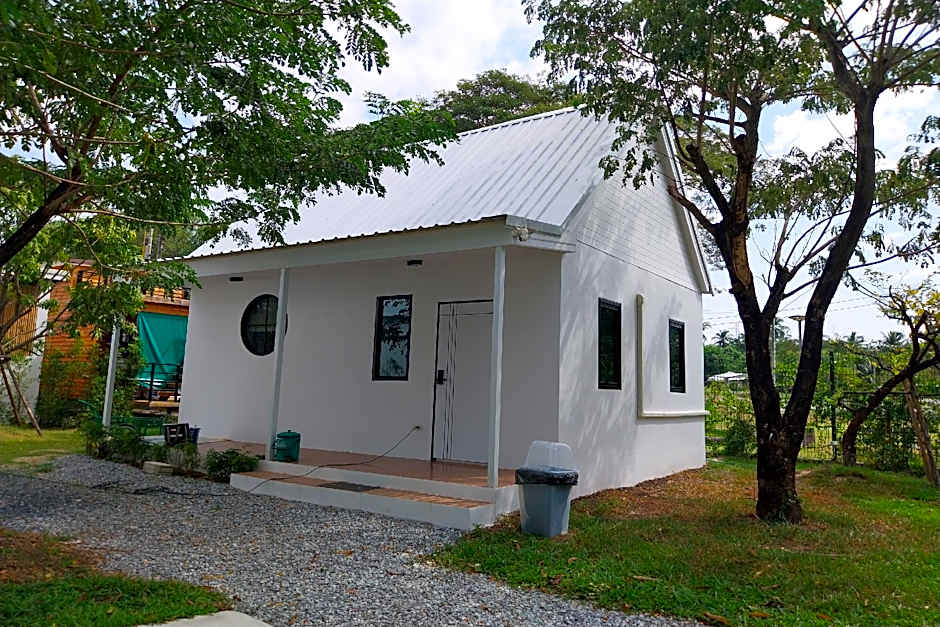 It my life cafe x camp