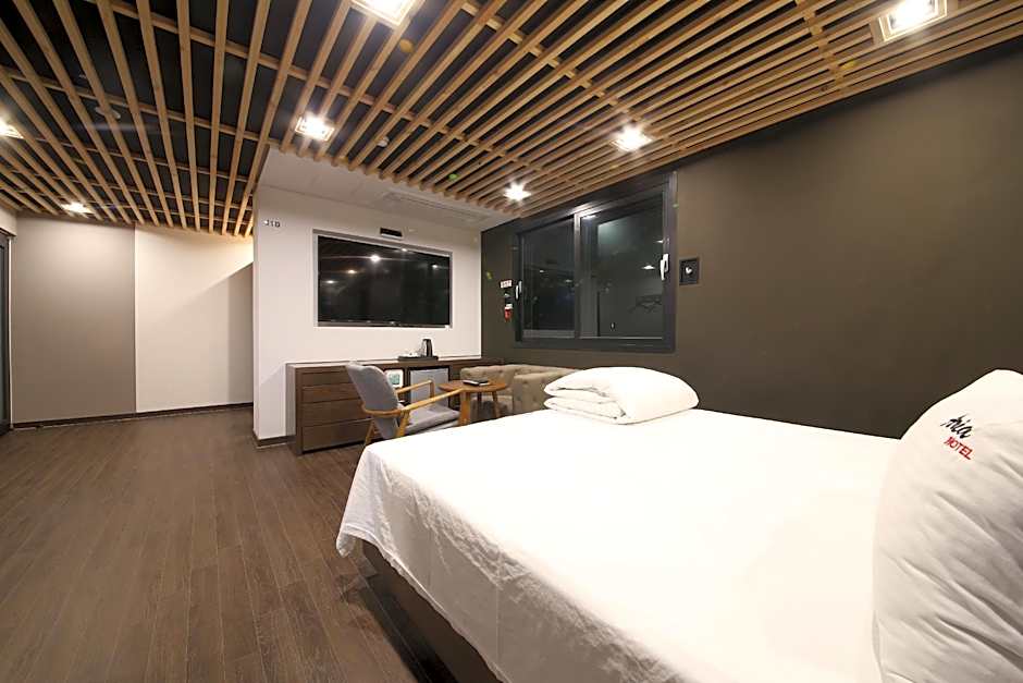 Gimhae Jangyu Aria – Gimhae, IA