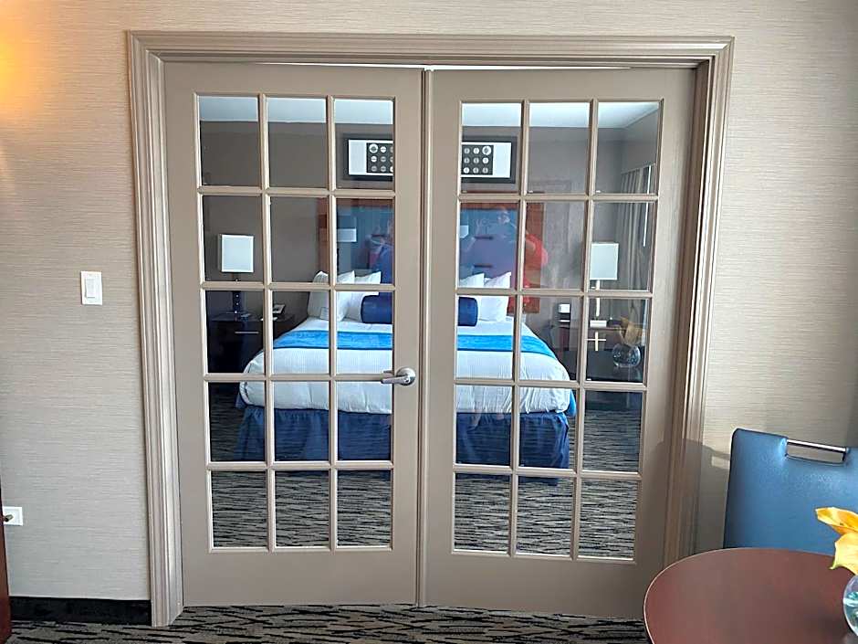 Wyndham Garden Elk Grove Village / O'Hare
