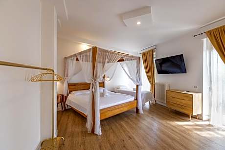 Domino Hotel