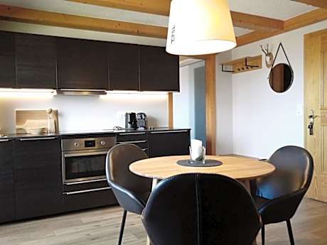 One-Bedroom Apartment with Balcony