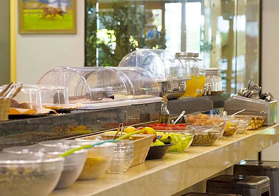 Stefanakis Hotel & Apartments