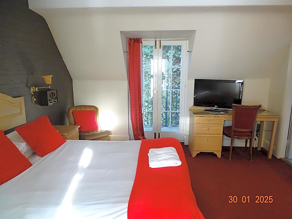 Donington Manor Hotel