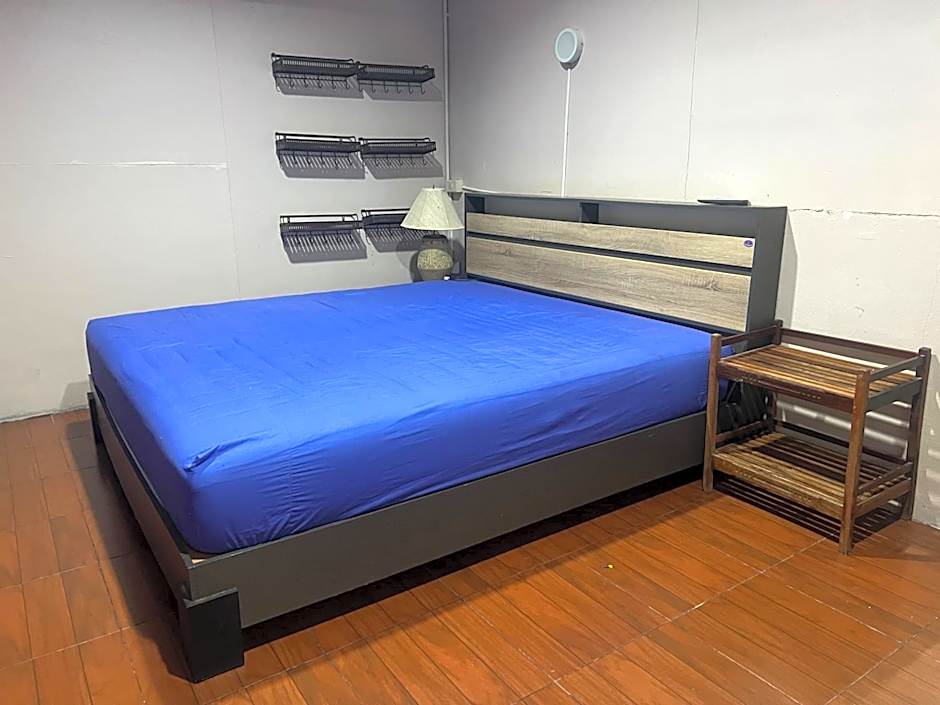 SMILE HOME GUESTHOUSE