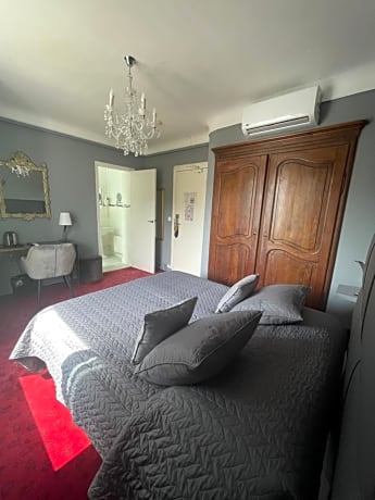 Classic Double or Twin Room