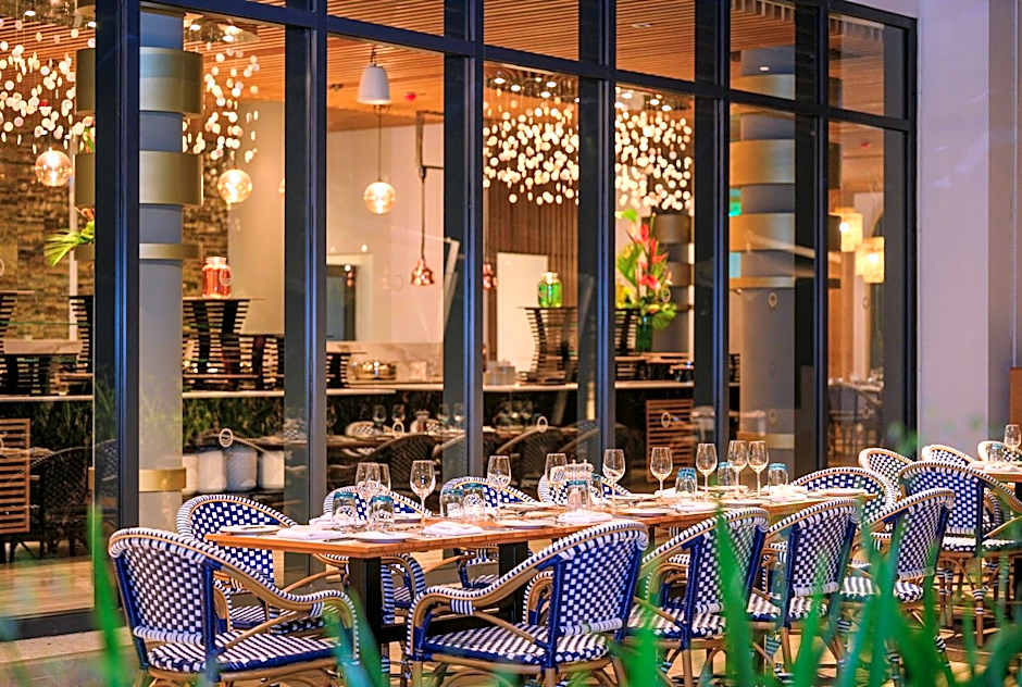 Ocean's Creek Beach Hotel