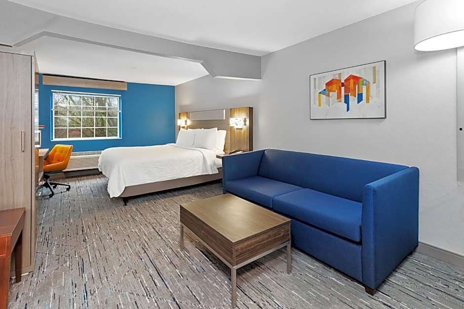 Holiday Inn Express & Suites Carmel North  Westfield By IHG
