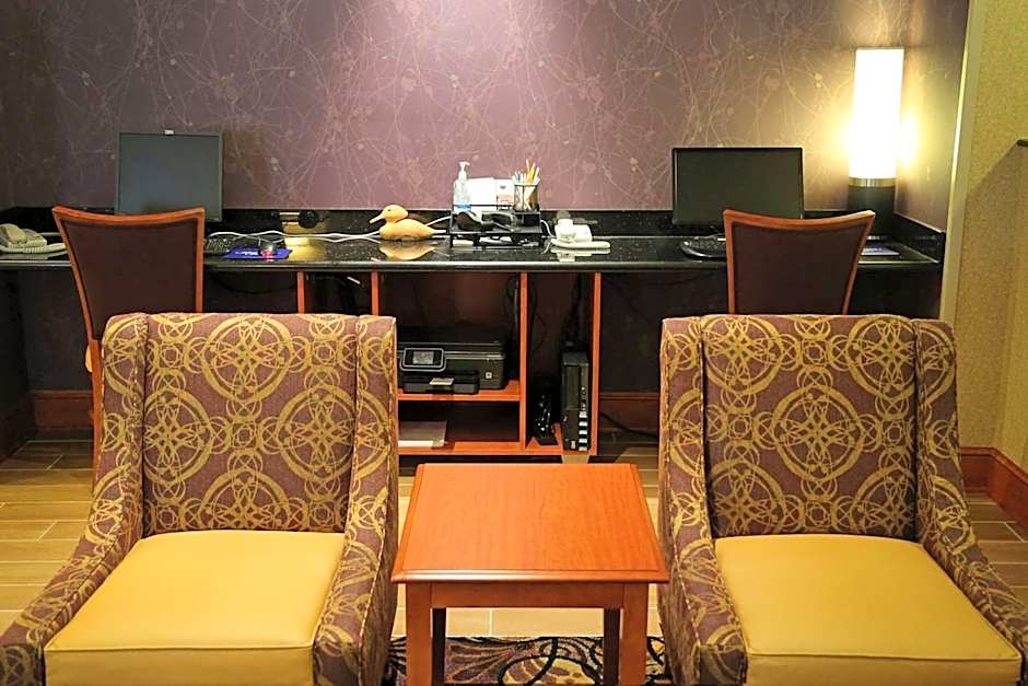 Hampton Inn By Hilton Easton