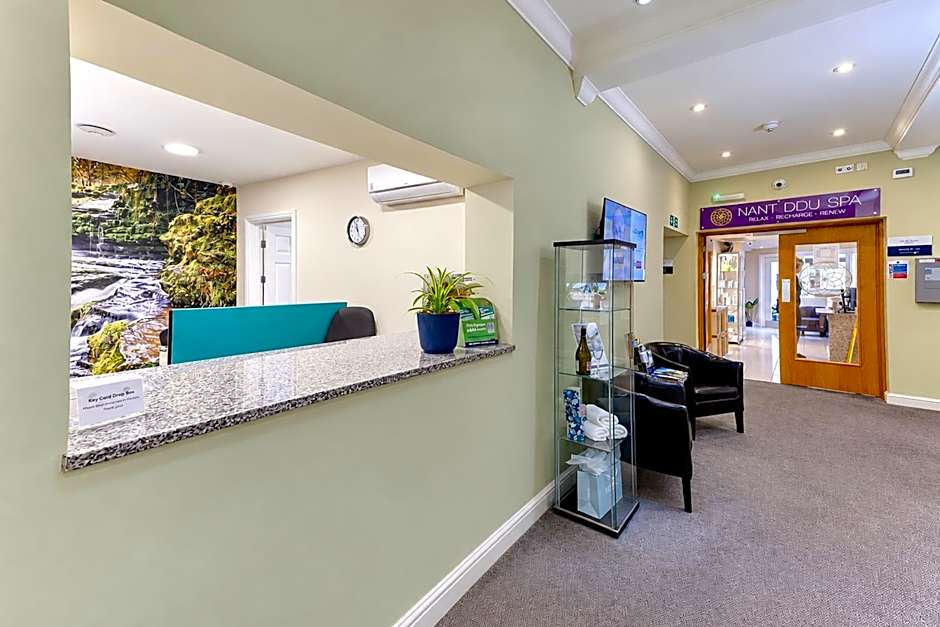 Nant Ddu Lodge Hotel & Spa by Belvilla