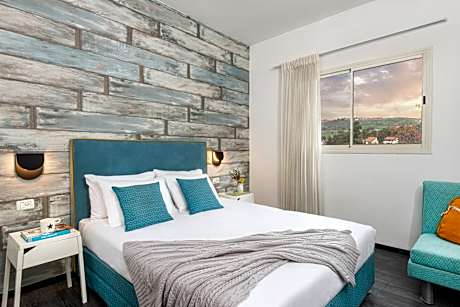 Metulla Travel Hotel